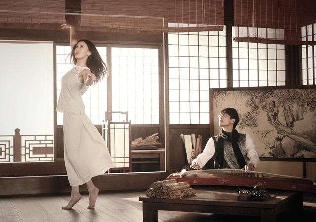 许嵩《惊鸿一面》首发与黄龄对唱撞火花_娱乐_腾讯网