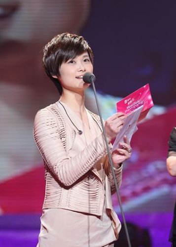 的士高排行榜_Billboard宣布将会推出首届《BillboardDance100》排行榜来为电子舞...(2)