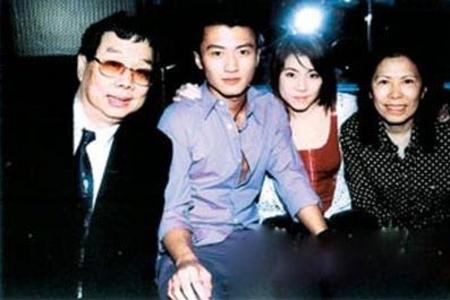 揭秘谢霆锋15岁初恋内幕 姐弟恋曾见女方家长【图】