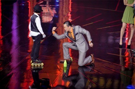 《梦想秀》遭遇最难缠追梦人 周立波自嘲词穷