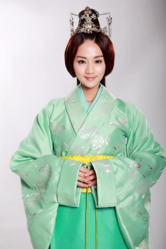 《我为宫狂2》将播 叶新晨穿越上演三角恋