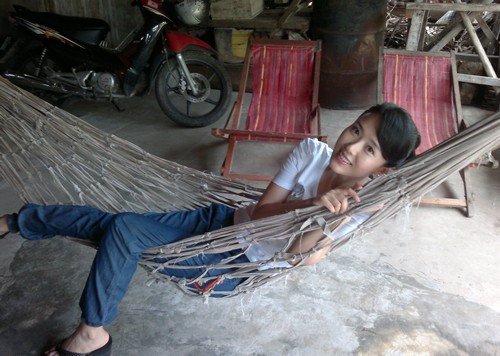 颜丹晨《走出国门》 遇国外新年介绍习俗送祝