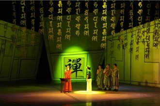 中国首部舞台功夫喜剧《我不是成龙》首演爆棚