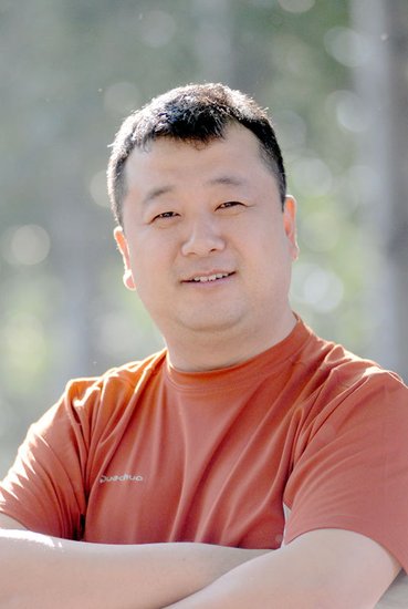 《唐山大地震》收官 姚晓峰治愈系体现价值