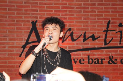 姚政携原创音乐力量唱响光棍节 专辑启动预售