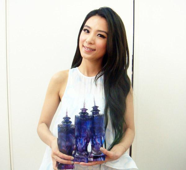 华研闪耀音乐之声 田馥甄周蕙完美展露女神风范