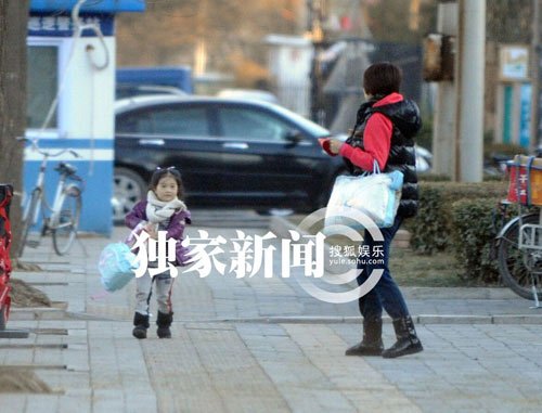 <em>文章</em>因<em>女儿</em>吃假鳕鱼<em>生病</em>爆粗 怒斥黑心商家_娱