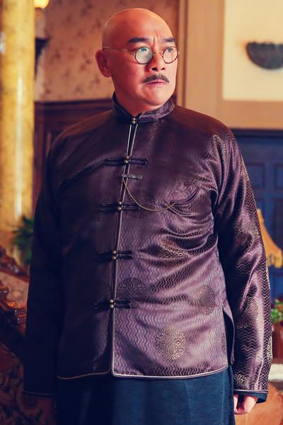 《黎明决战》热播 王绘春刘诗诗上演父女情深  