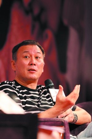 《一夜未了情》片方:海报没用李小冉替身