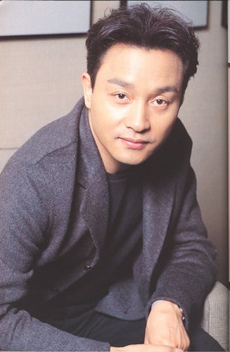 娱乐经理人称张国荣超越整个中国娱乐圈十年