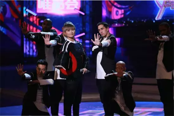 四台秋晚节目单曝光:汪峰秀恩爱,TFBOYS好忙