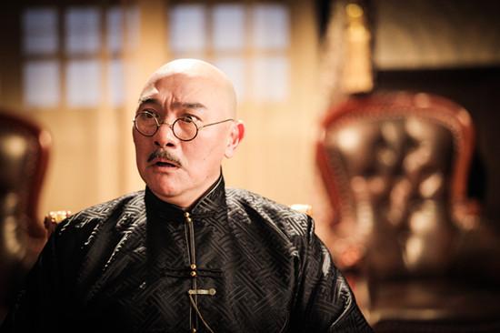 《黎明决战》热播 王绘春刘诗诗上演父女情深  