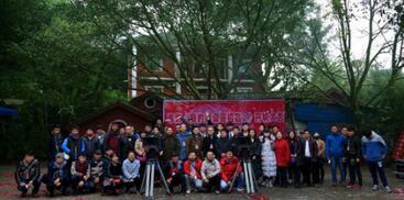 《我的同桌是极品2》开机 石靖怡饰演班花飙演技