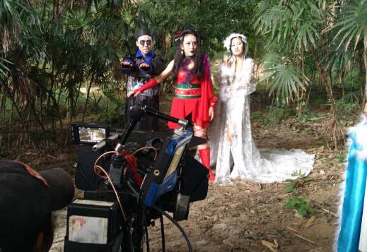 《板砖修仙者》上线 刘甜杰挑战反派角色黑嘴魔