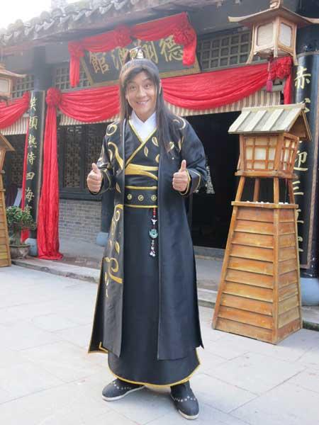 陈浩民赶拍《天天有喜2》每天30场戏没得睡