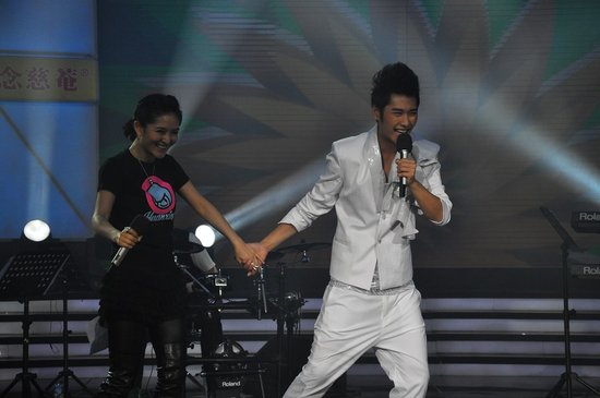 《给力》第一季收官+朱梓骁或将加盟快乐家族