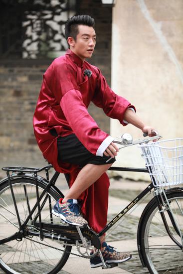 《奔跑吧兄弟》到乌镇 郑恺baby饼干"激情"秀