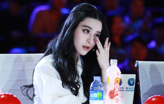 《<em>出彩</em>》<em>范冰冰</em>被萌娃表白:你是我的女神_娱乐