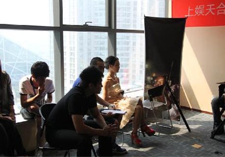 上娱天合《笨贼计划》开机 大胆启用新人出演