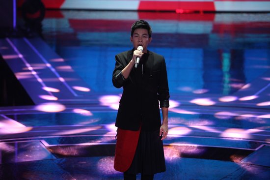 白举纲成“快男”年度季军 陈坤承诺为其护航