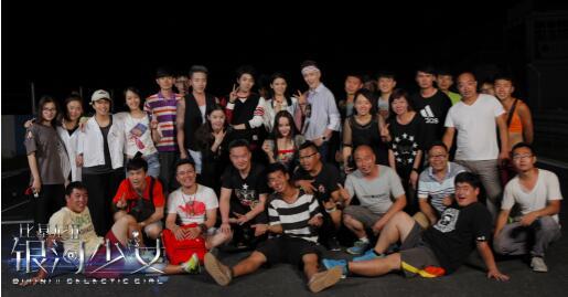 《比基尼2-银河少女》杀青 打造极具网感科幻