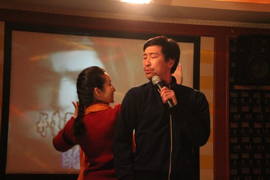 《钢的琴》发布终极版彩弹预告片 与观众同乐