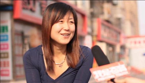 《我是奋青》发中介特辑 街头贴广告引吐槽