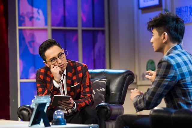 主持人,来网络出品综艺节目换个形象吧!