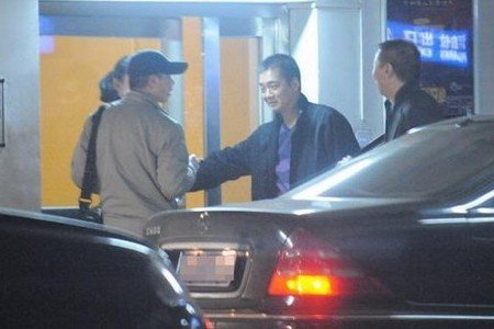 冯小刚携徐帆香港购买豪宅 力证感情恩爱【图】