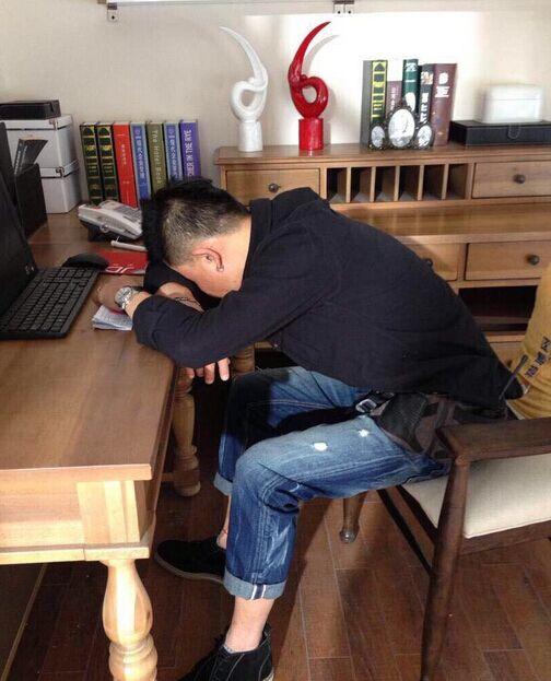 马伊琍发文追忆导演李晓:没什么比活着更重要