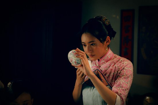 秋瓷炫变豆腐西施 赶拍《秀秀的男人》劳累住院
