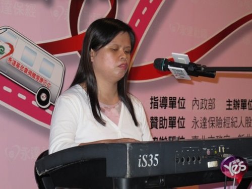 好声音张玉霞落败原因 张玉霞背景资料照片(