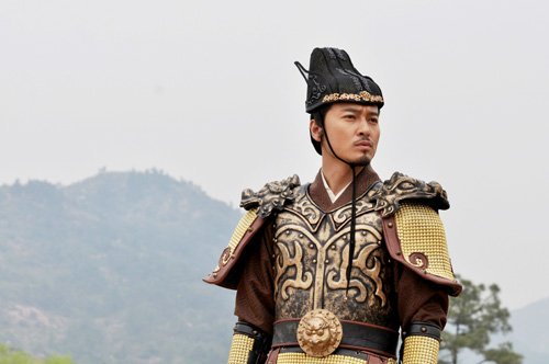 郝柏杰《辣妈俏爸》变身反派捕快 成胡杏儿初