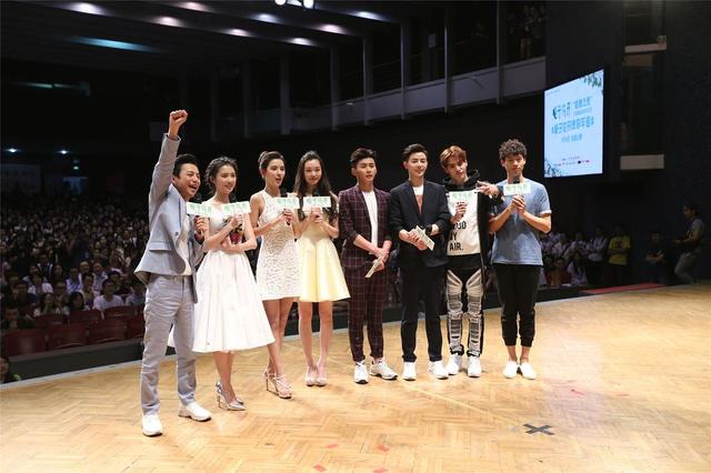 《栀子花开》首日破亿 何炅老师你怎么这么棒