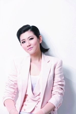 虽然所属公司拒绝《爱在春天》剧组宣传要求,但selina(微博)仍然同意