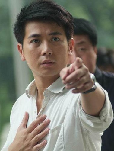  保剑锋 与爱妻剧组度过 结婚 两周年纪念日_娱乐