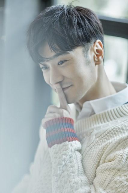 徐阁《猎场》引关注 冬日写真大片曝光暖力爆表