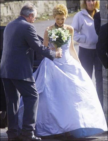 妻子,现年36岁的前模特伊冯(yvonne)在发现丈夫