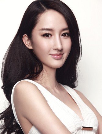 <em>喋血</em>孤岛》掀抗战热潮文梦洋首塑<em>美女</em>特工_热
