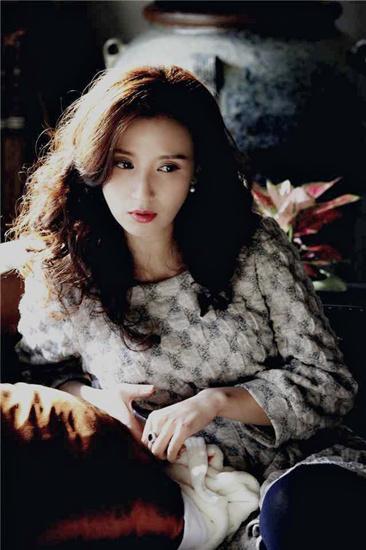 24日张萌线上陪你聊 一起见证《离婚律师》杀