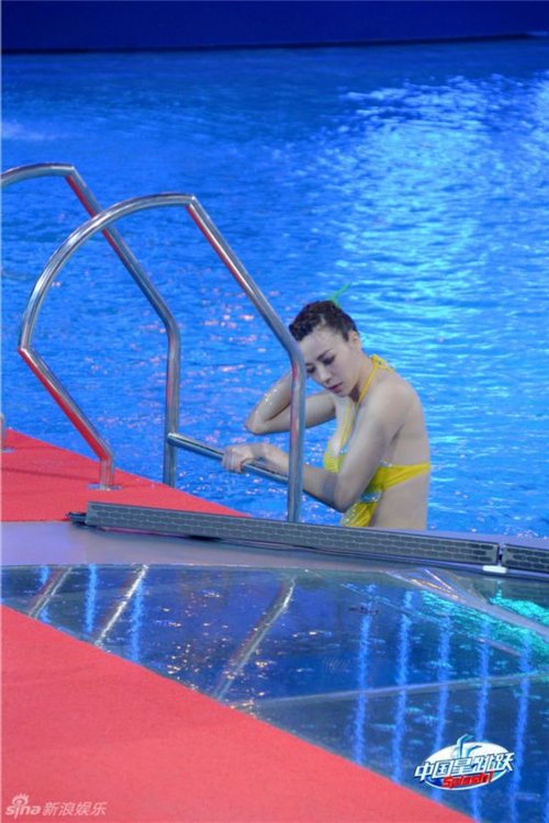 周韦彤跳水疑走光爆乳 实景镜头全纪录(组图)