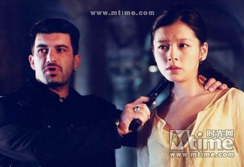 着类似于《龙在少林》