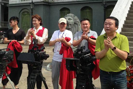 印小天新剧《马上天下》横店开机 复古造型抢眼