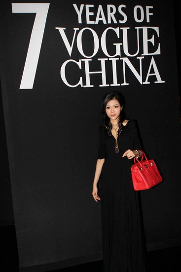 汤晶媚出席Vogue 120周年庆典。