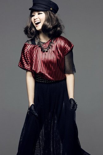 为演唱会周笔畅赴台湾排练 天后很忙在路上