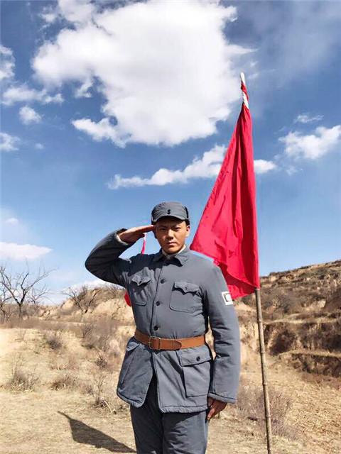 石川《人民子弟兵》杀青 热血诠释铁血军魂