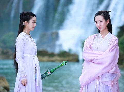 《花千骨》换挡《旋风少女》 李纯对阵蒋欣
