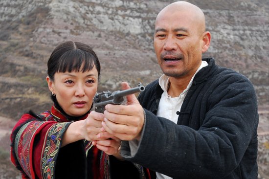 于慧,师小红《匪娘》剧照