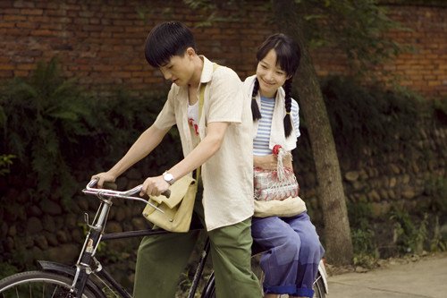 王珞丹《山楂树》热播 诠释70年代典型女文青