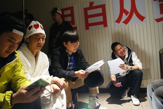 彭宇微电影《炸弹！炸弹！》 大尺度镜头惹争议
